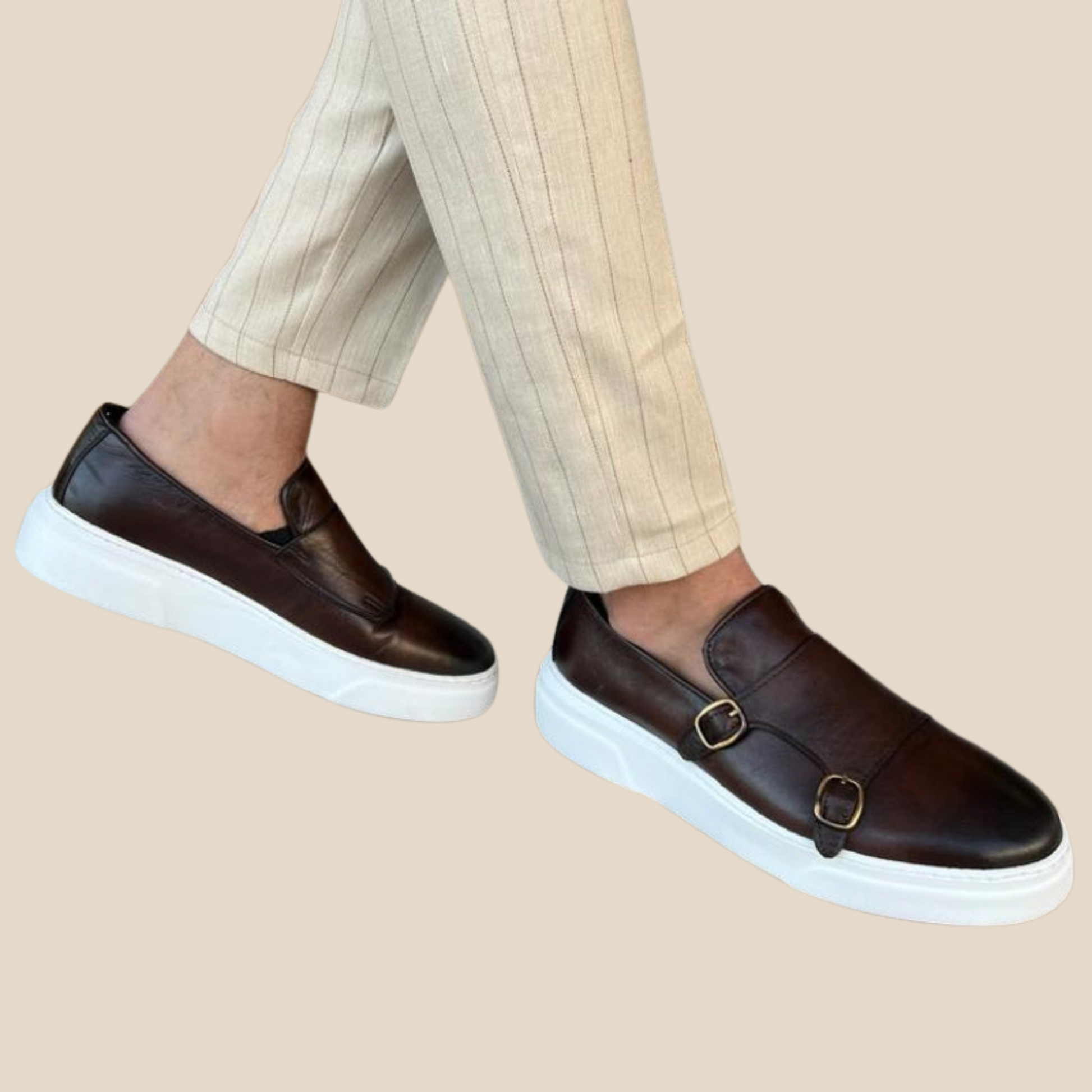 Upgrade je schoenencollectie vandaag nog en stap in stijl met onze leren loafers!