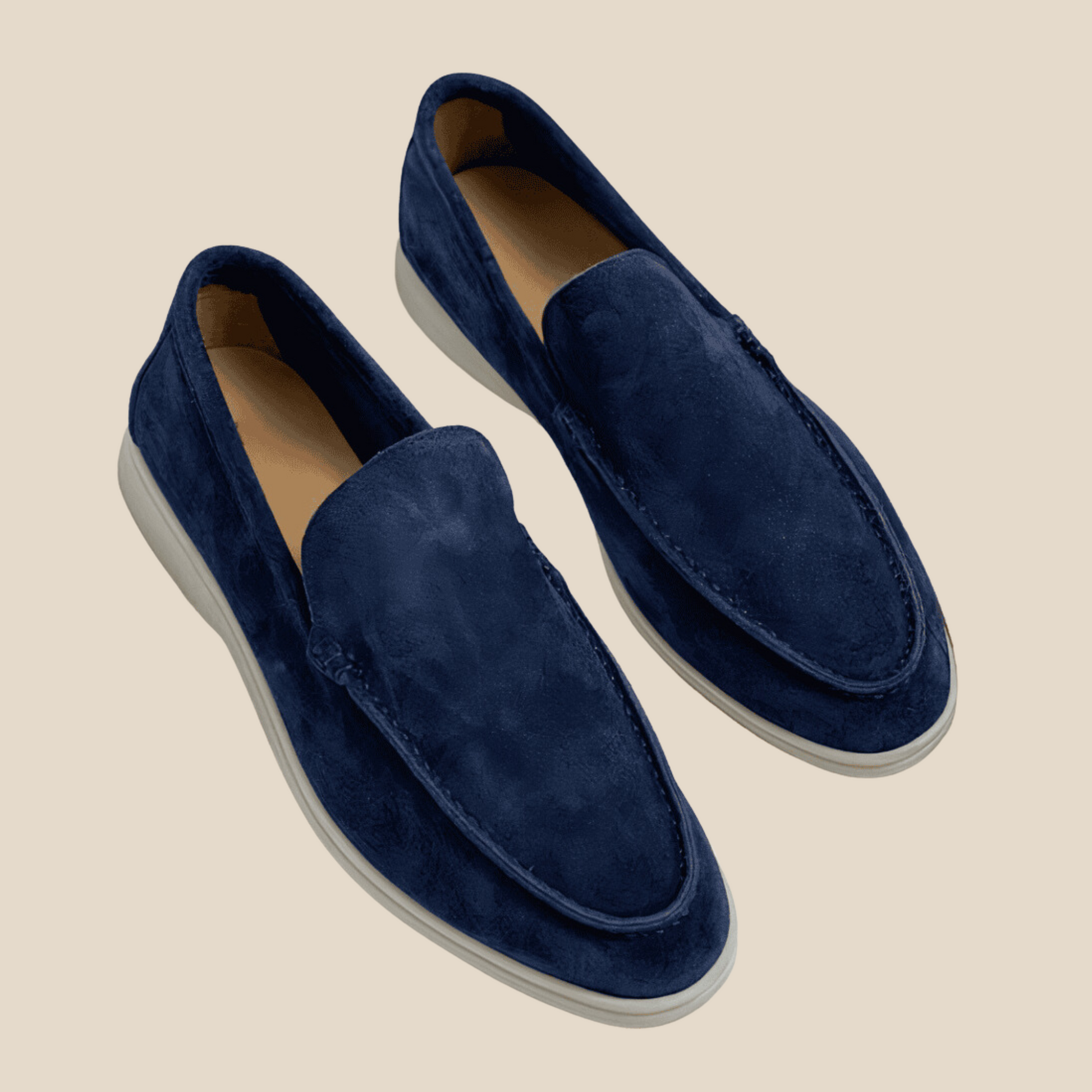 Upgrade je schoenengame vandaag nog en ervaar de perfecte combinatie van stijl en comfort met onze LuxLeathers™ Leren Loafers! Koop nu.