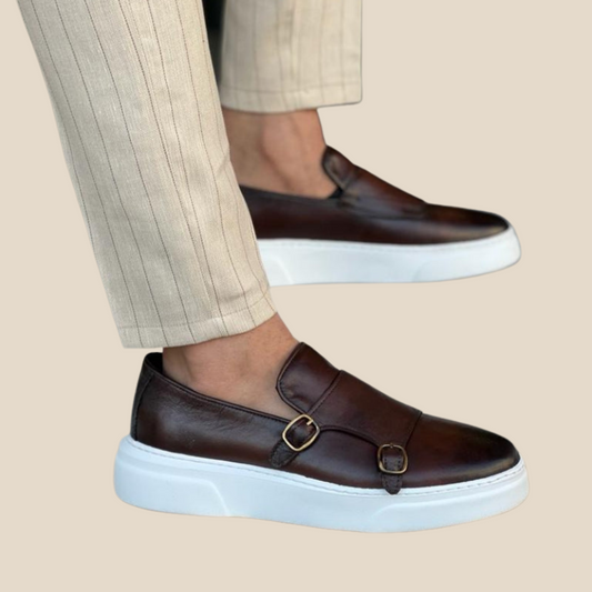Upgrade je schoenencollectie vandaag nog en stap in stijl met onze leren loafers!
