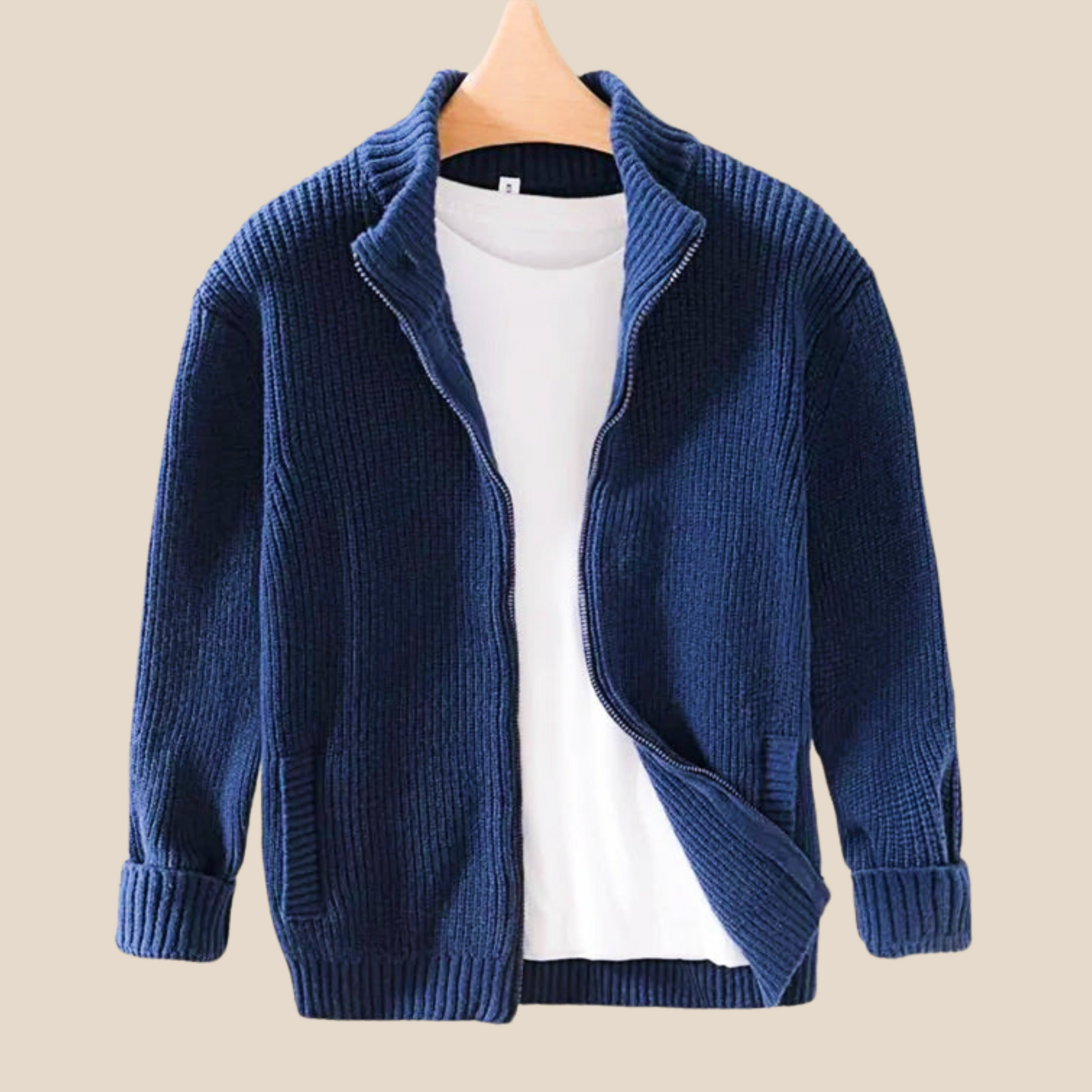 Voeg vandaag nog de Lucian Autumn Zip-Up Sweater toe aan je winkelwagen en omarm het comfort en de stijl van de herfst!