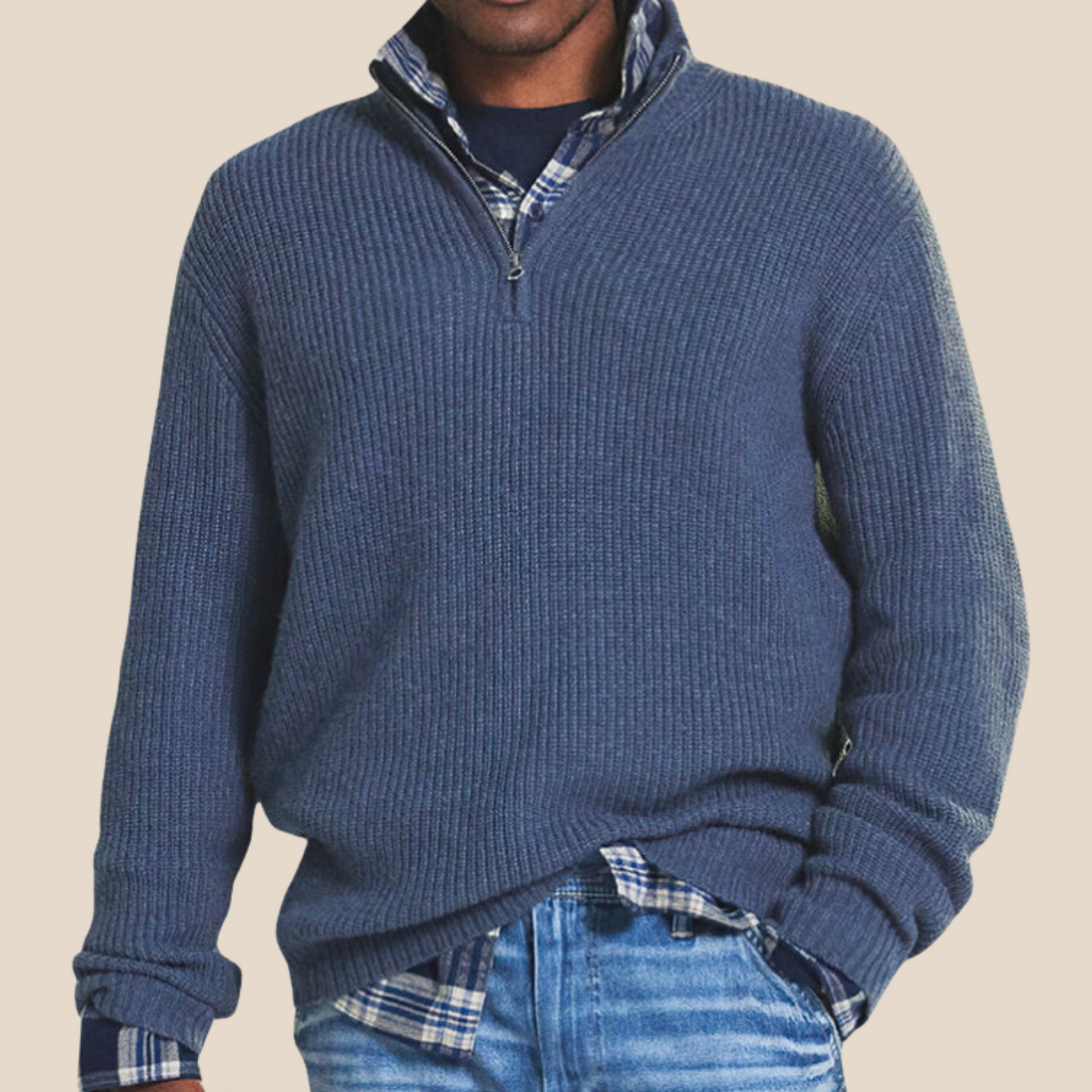 Verhoog je garderobe met Arlo's Quarter Zip Sweater! 