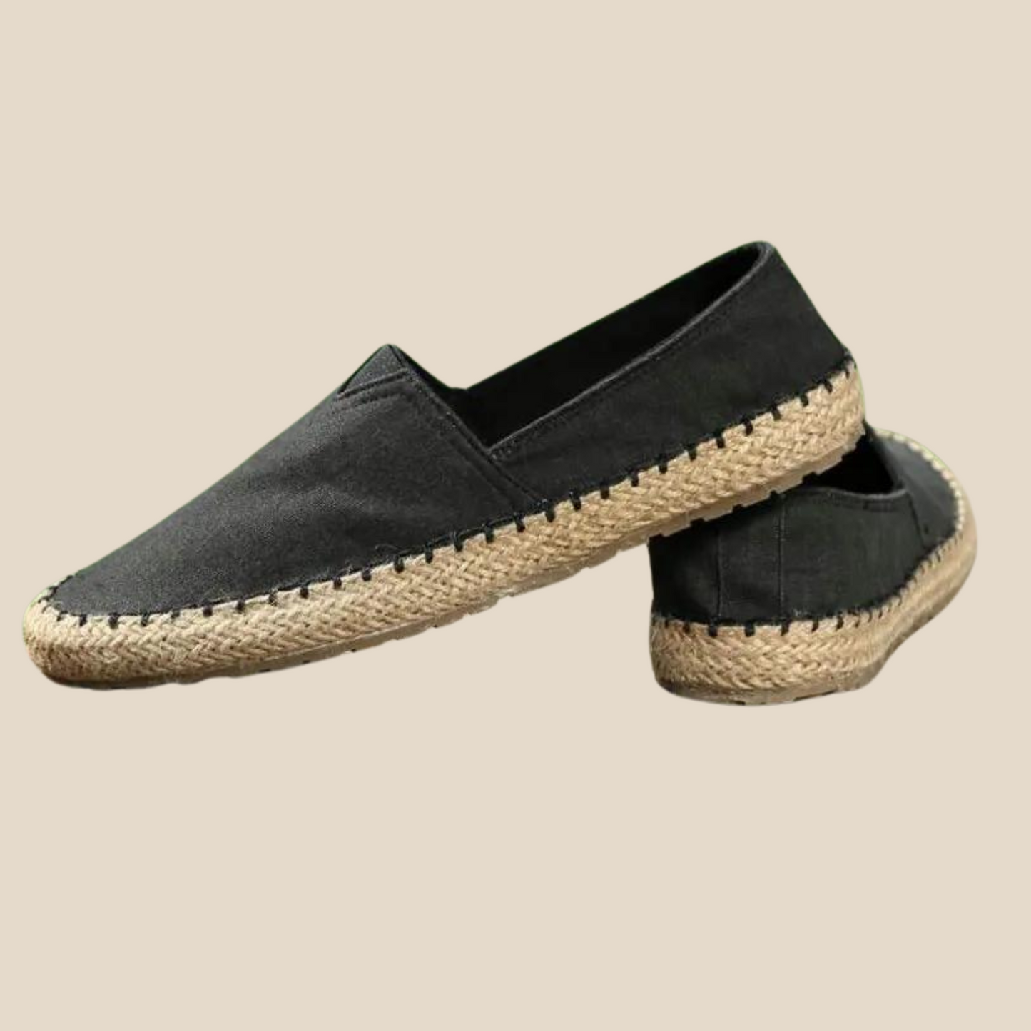 Hop Foro's Platschoenen nu en stap in een wereld van ongeëvenaarde elegantie.