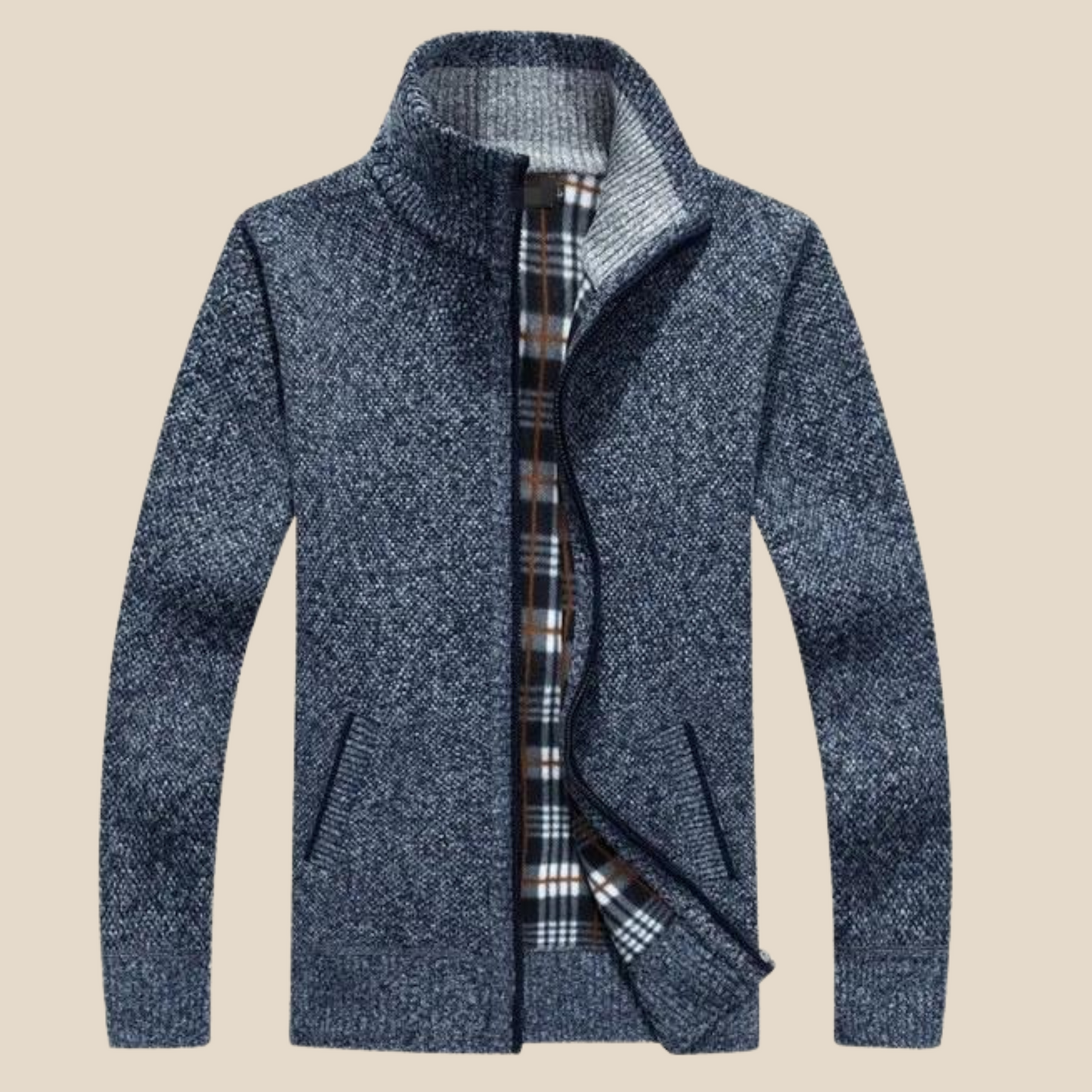 Verhoog je garderobe vandaag nog met Candro's Cozy Chic Truijas. 