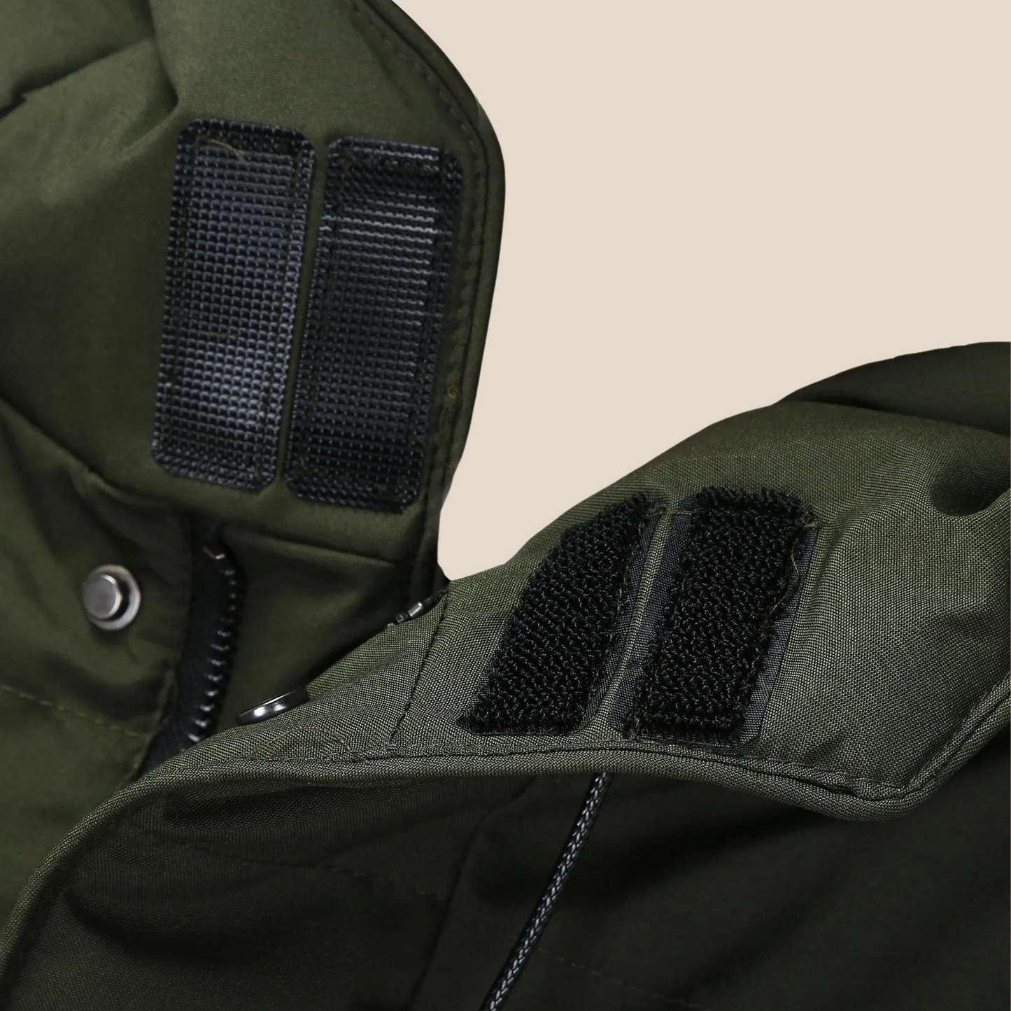 Bestel nu onze Gewatteerde Parka Heren Winterjas en ga de kou tegemoet met vertrouwen en stijl!